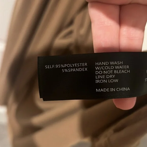 Tan spaghetti strap dress with front opening - Picture 4 of 4